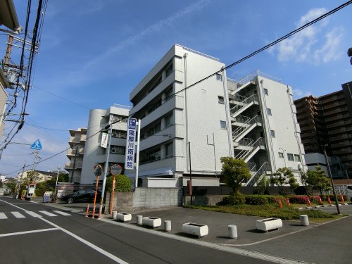 病院　南病院（病院）まで711m