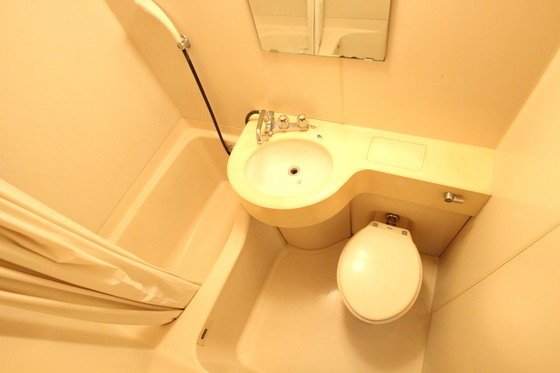 トイレ　※別部屋の写真です