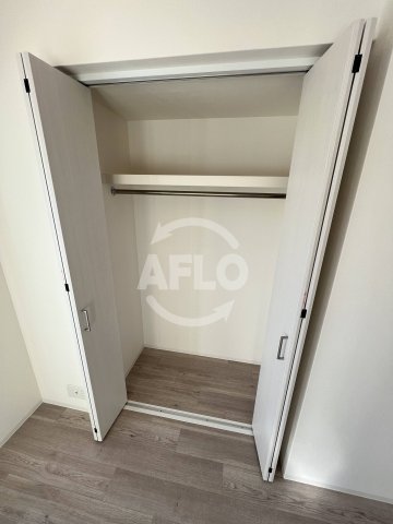 収納　シーズンフラッツ新町　クローゼット