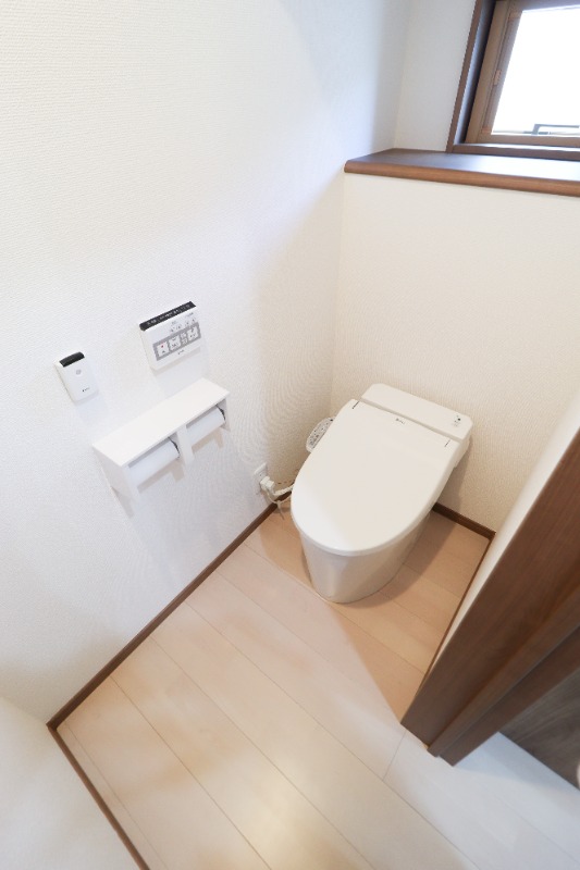 トイレ　図面と現状に相違がある場合には現状を優先