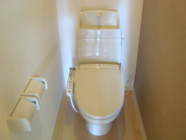 トイレ　トイレ（イメージ）