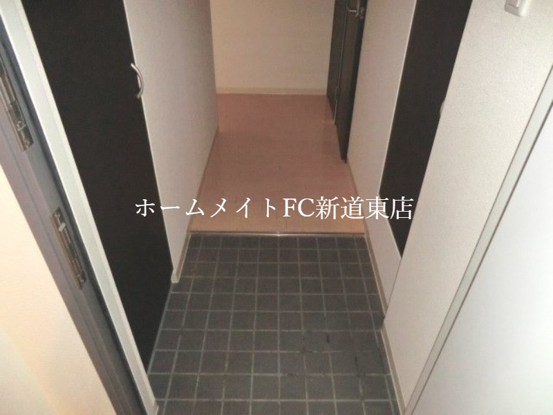 玄関　玄関