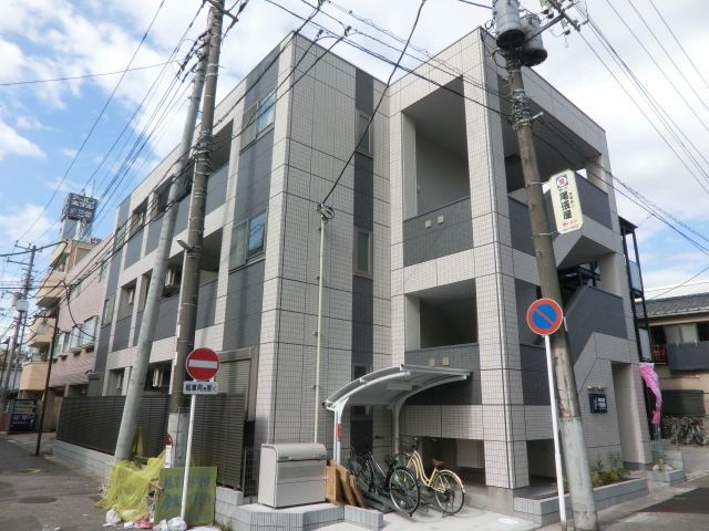 建物外観　2017年10月築の物件です。