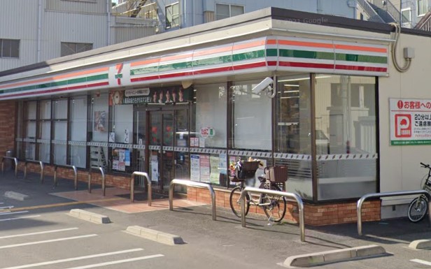 コンビニ　セブンイレブン 神戸御崎本町3丁目店（コンビニ）まで18m
