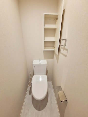 トイレ　★温水洗浄便座付きトイレ★