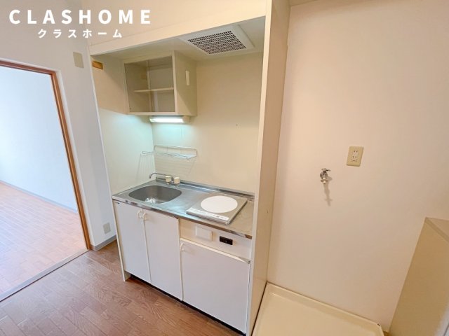 キッチン　同物件の別部屋になります。