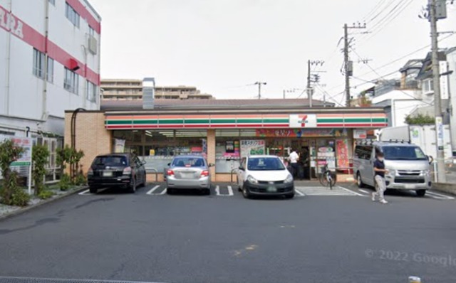 コンビニ　セブンイレブン板橋前野町3丁目店（コンビニ）まで205m