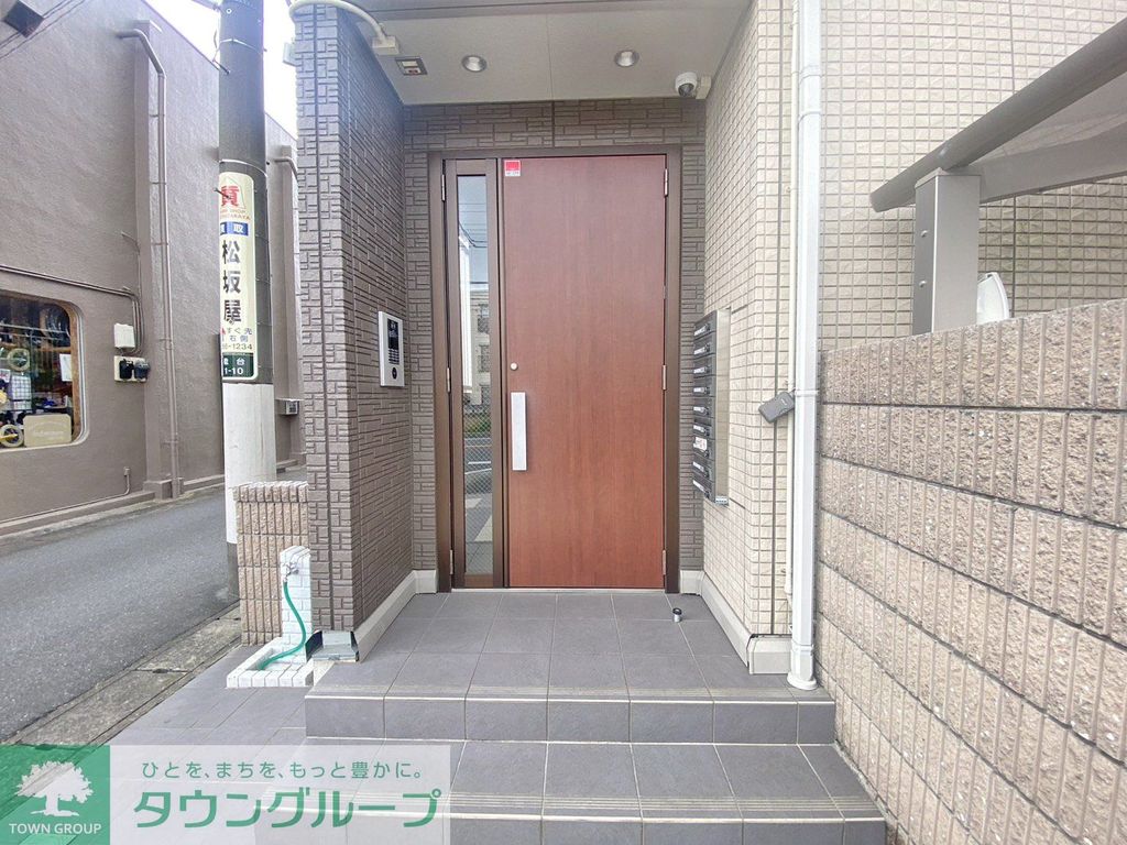 エントランス　エントランス