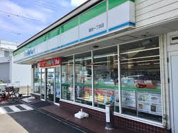 コンビニ　ファミリーマート 藤枝一丁目店（コンビニ）まで550m
