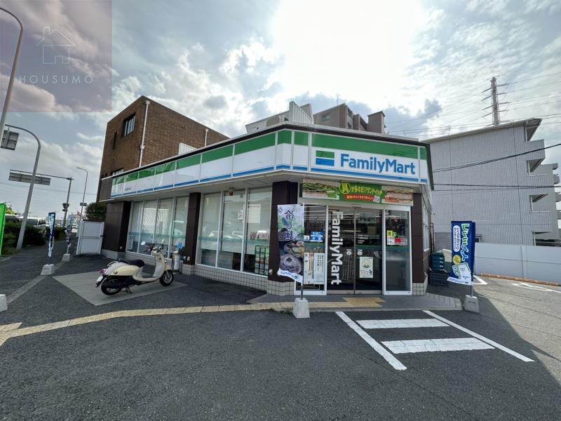 コンビニ　ファミリーマート 八尾高安町店（コンビニ）まで537m