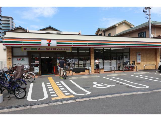 コンビニ　セブンイレブン大阪長柄中店（コンビニ）まで207m