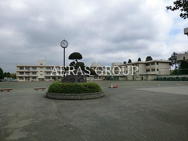 中学校　千葉市立誉田中学校（中学校）まで907m