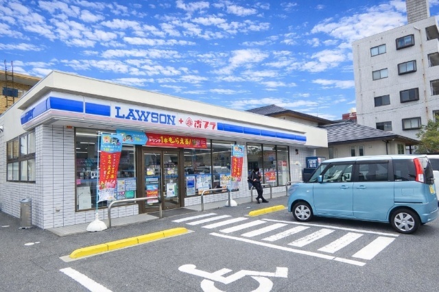コンビニ　ローソン五日市中央北店（コンビニ）まで544m