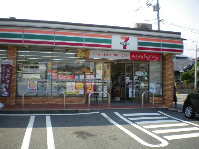 コンビニ　セブンイレブン広島五日市千同店（コンビニ）まで689m