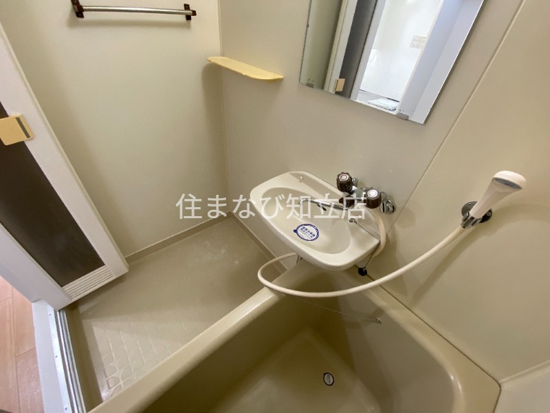 洗面設備　同型タイプ