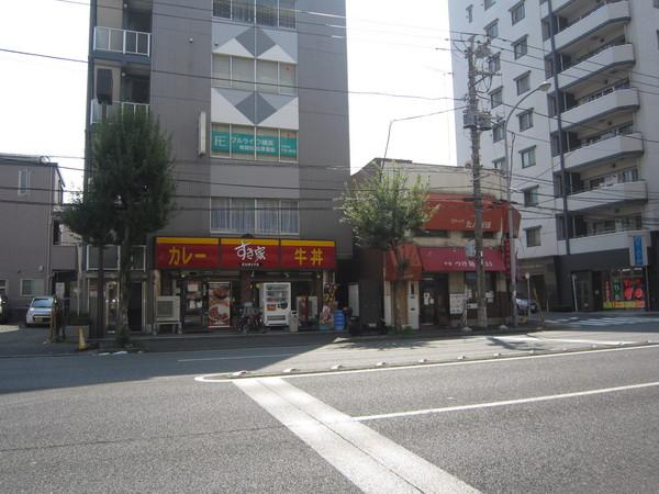 飲食店　すき家吉野町店（飲食店）まで417m
