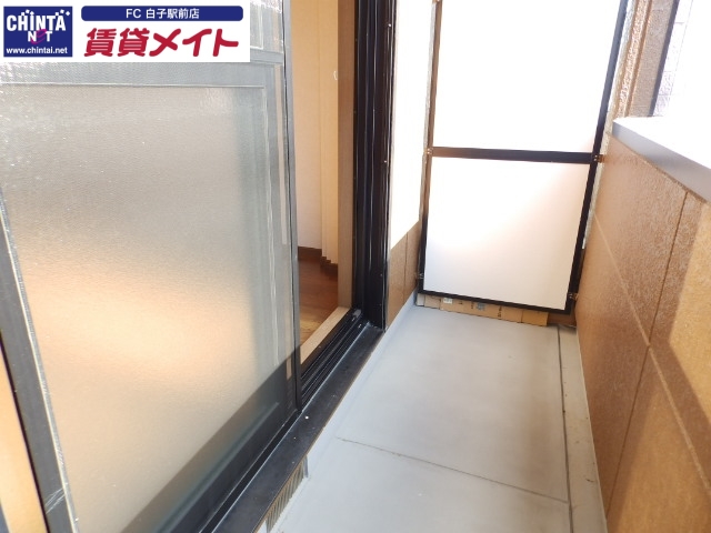 バルコニー　同物件別部屋の写真