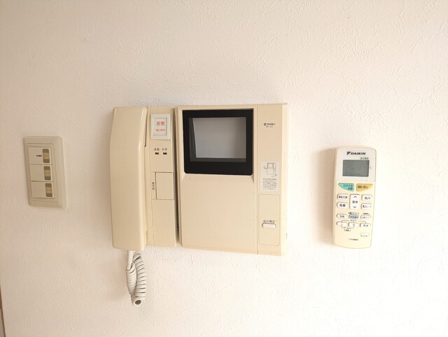 セキュリティ　同物件の別部屋のお写真です。ご参考までに御覧ください。