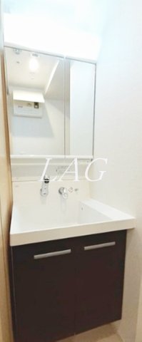 洗面設備　洗面台です。
