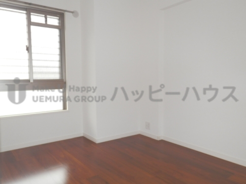 バルコニー　同物件の同じ間取りのお写真です。現況優先でお願いします。