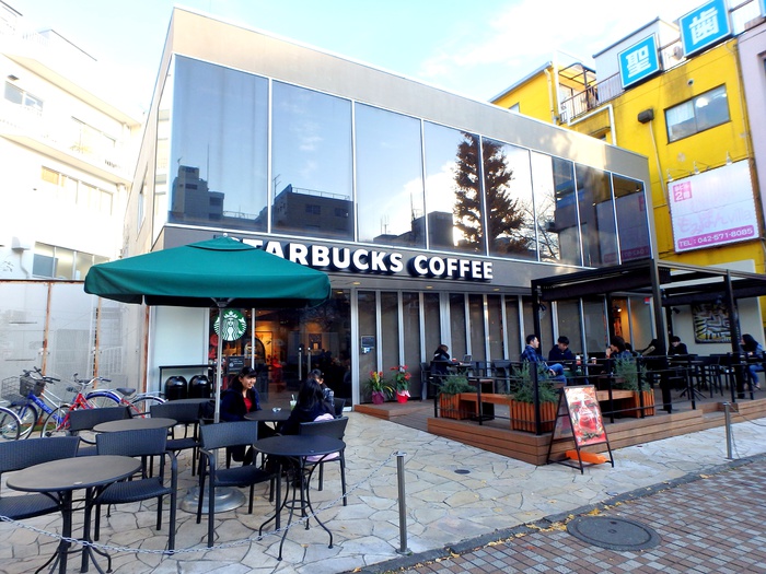 飲食店　スターバックス（飲食店）まで60m