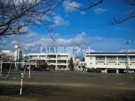 小学校　江釣子小学校（小学校）まで672m