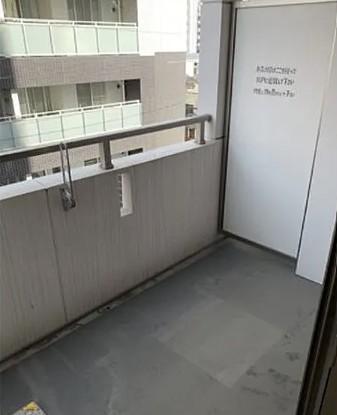 バルコニー