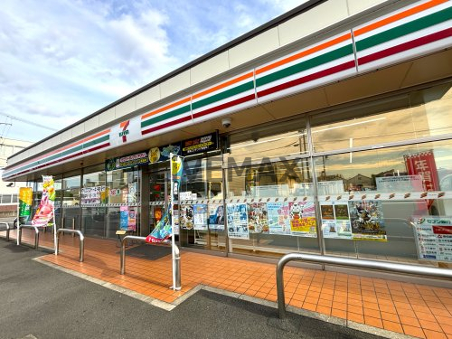 コンビニ　セブンイレブン 名古屋覚王山店（コンビニ）まで236m