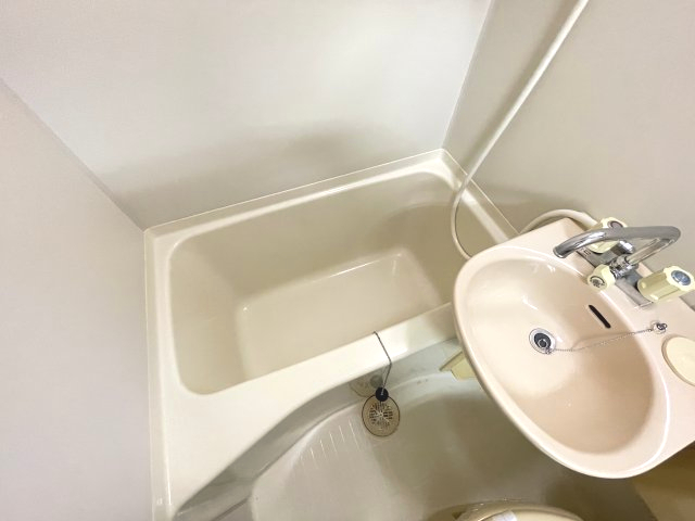 バス・シャワールーム　日々の暮らしに欠かせないお風呂です