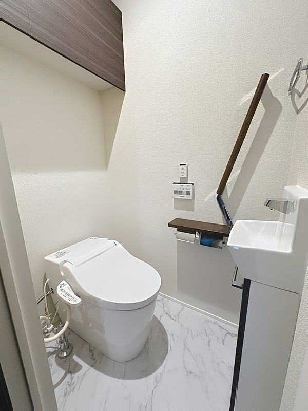 ベル・フィレールA棟のトイレ写真