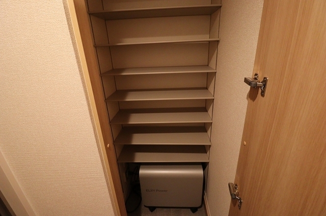 収納　シューズクローク