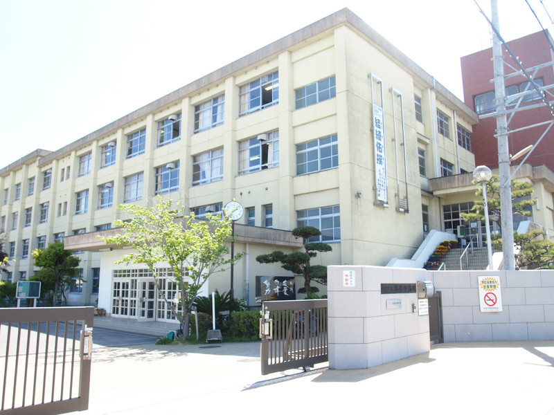 中学校　都南中学校（中学校）まで1885m