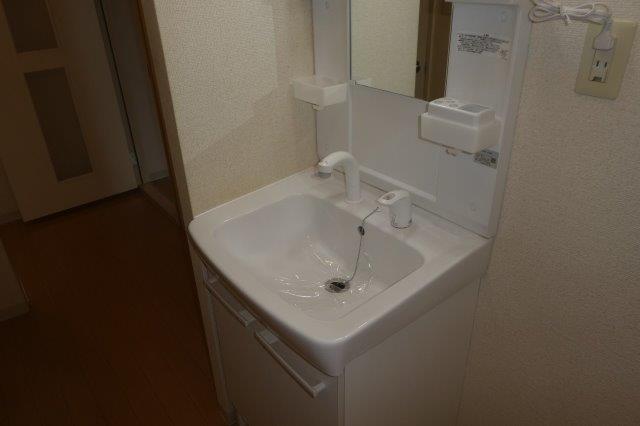 洗面設備　シャンプードレッサー