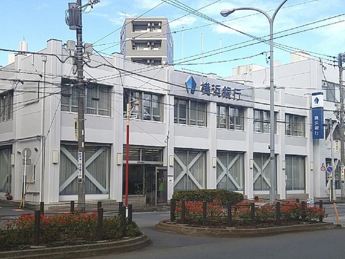 銀行　横浜銀行南林間支店（銀行）まで678m