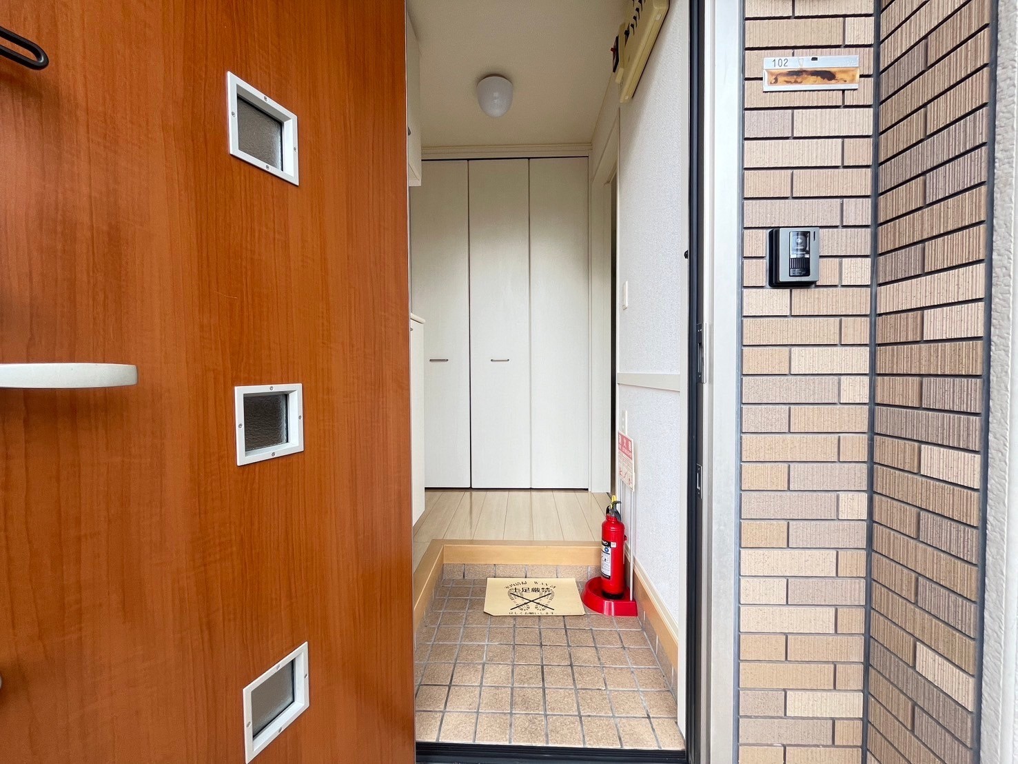 玄関