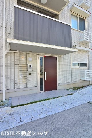 エントランス　オートロック付のエントランスです。
