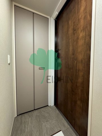 玄関　下駄箱もしっかりついてます！