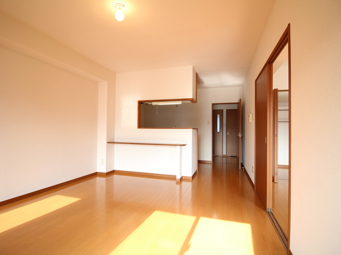 居室・リビング　反転タイプの別のお部屋になります