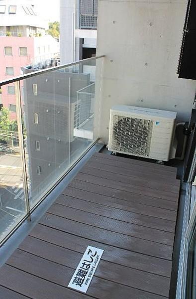 バルコニー　※別室参考写真