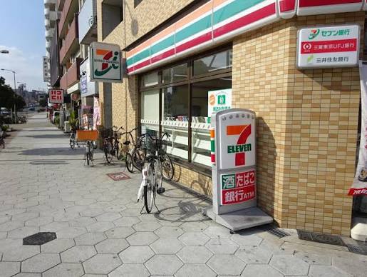 コンビニ　セブンイレブン大阪新町4丁目店（コンビニ）まで125m