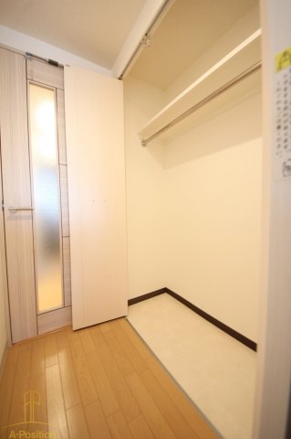 収納　エスリード梅田北