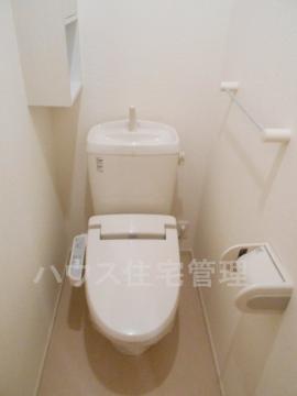 トイレ　シャワー付トイレ