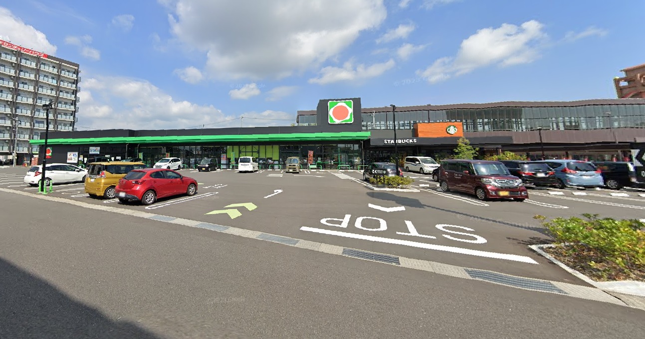 スーパー　タイヨー谷山駅前店（スーパー）まで343m