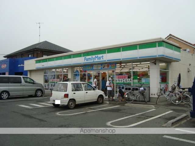 その他　ファミリーマート（その他）まで240m
