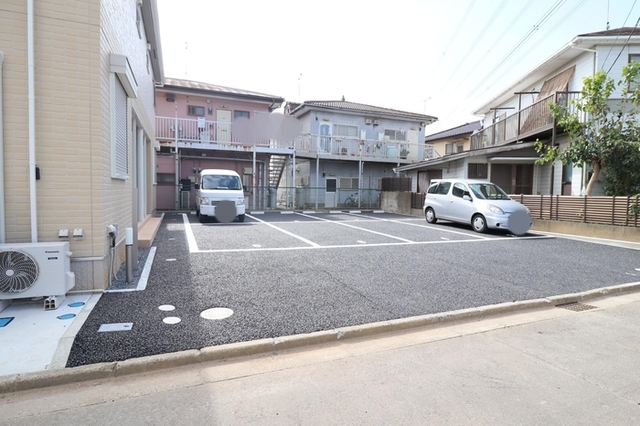 駐車場　駐車場