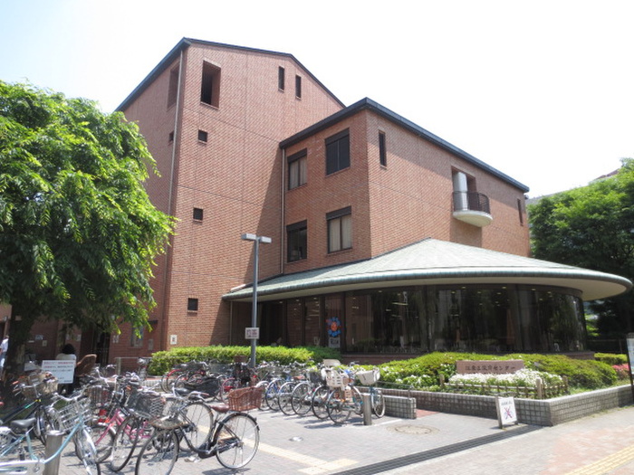 図書館　東陽図書館（図書館）まで587m