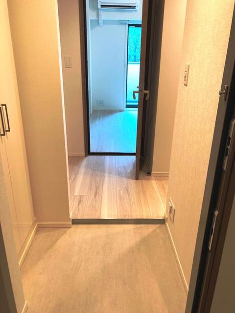 玄関　※写真は同タイプ住戸です。