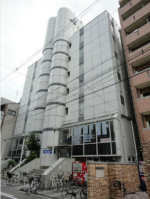 建物外観　アヴァンセ天王寺　外観