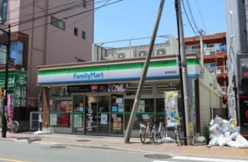 コンビニ　ファミリーマート蓮沼駅西店（コンビニ）まで149m