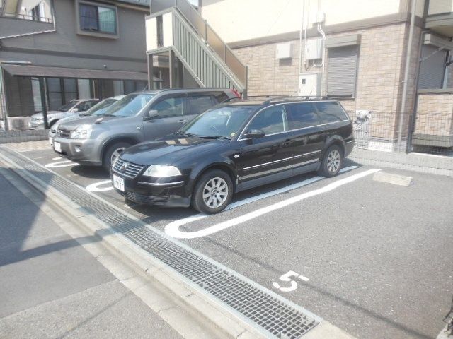 駐車場　～敷地内駐車場～